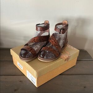 Boot Barn Leather Sandals